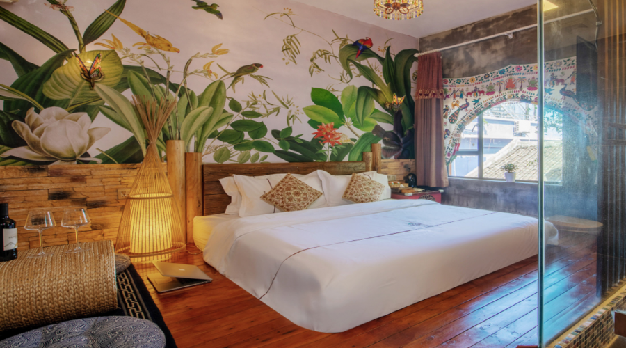 廣東深圳-較場尾面包樹民宿