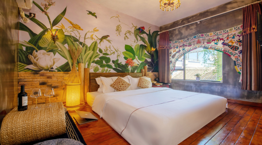 廣東深圳-較場尾面包樹民宿